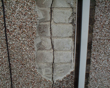 Protectahome - Exposed Cracked Wall ©