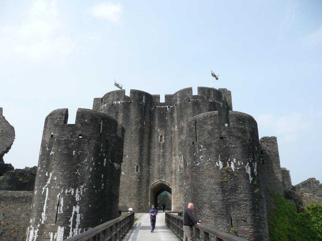 Cintec Anchors Installed in Front Towers of Caerphilly Castle