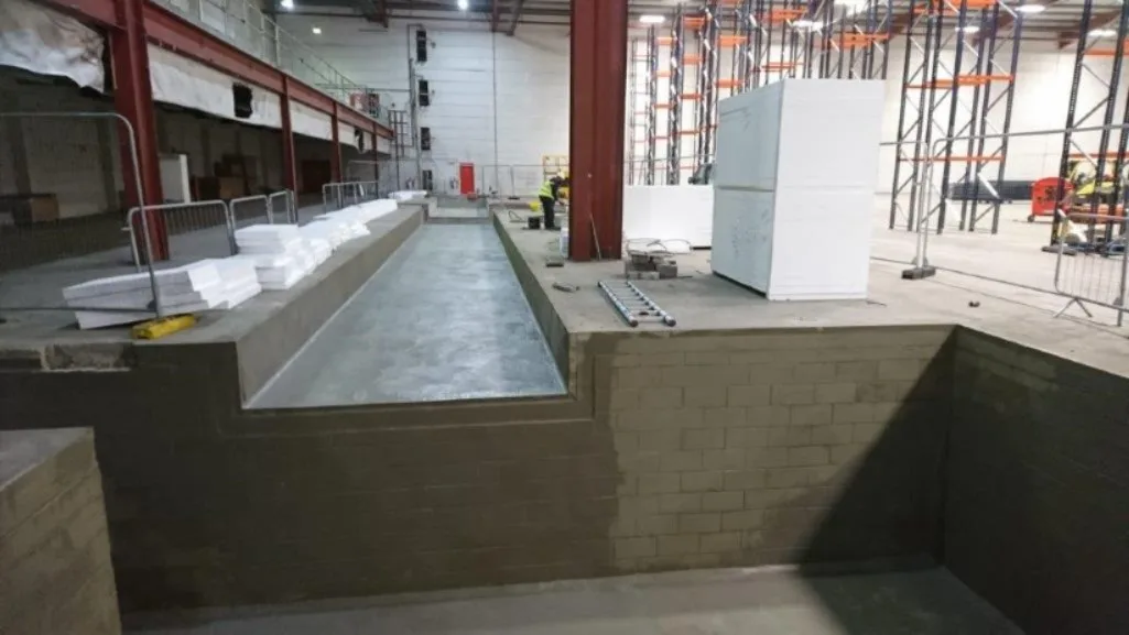 Foscroc Tanking, Commercial Warehouse