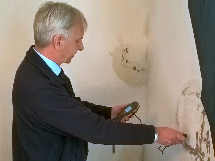 Protectahome Surveyors are knowledgeable specialists who can call on extensive Damp Proofing experience.